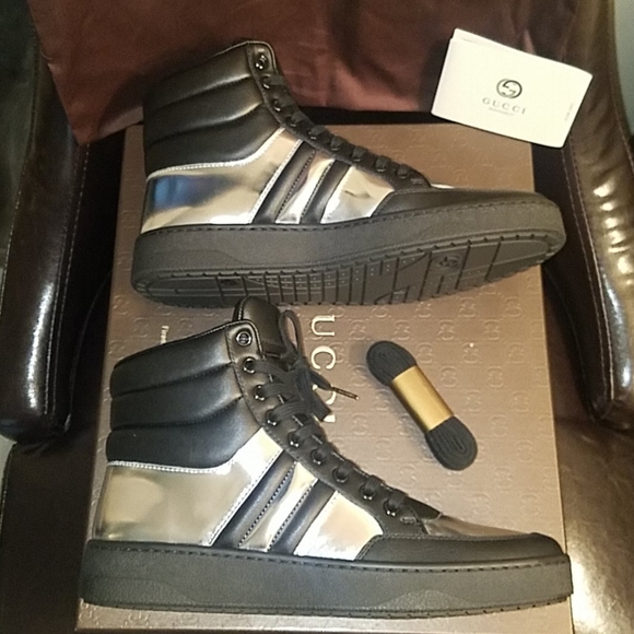 Gucci Sneakers - Picture 2 of 10